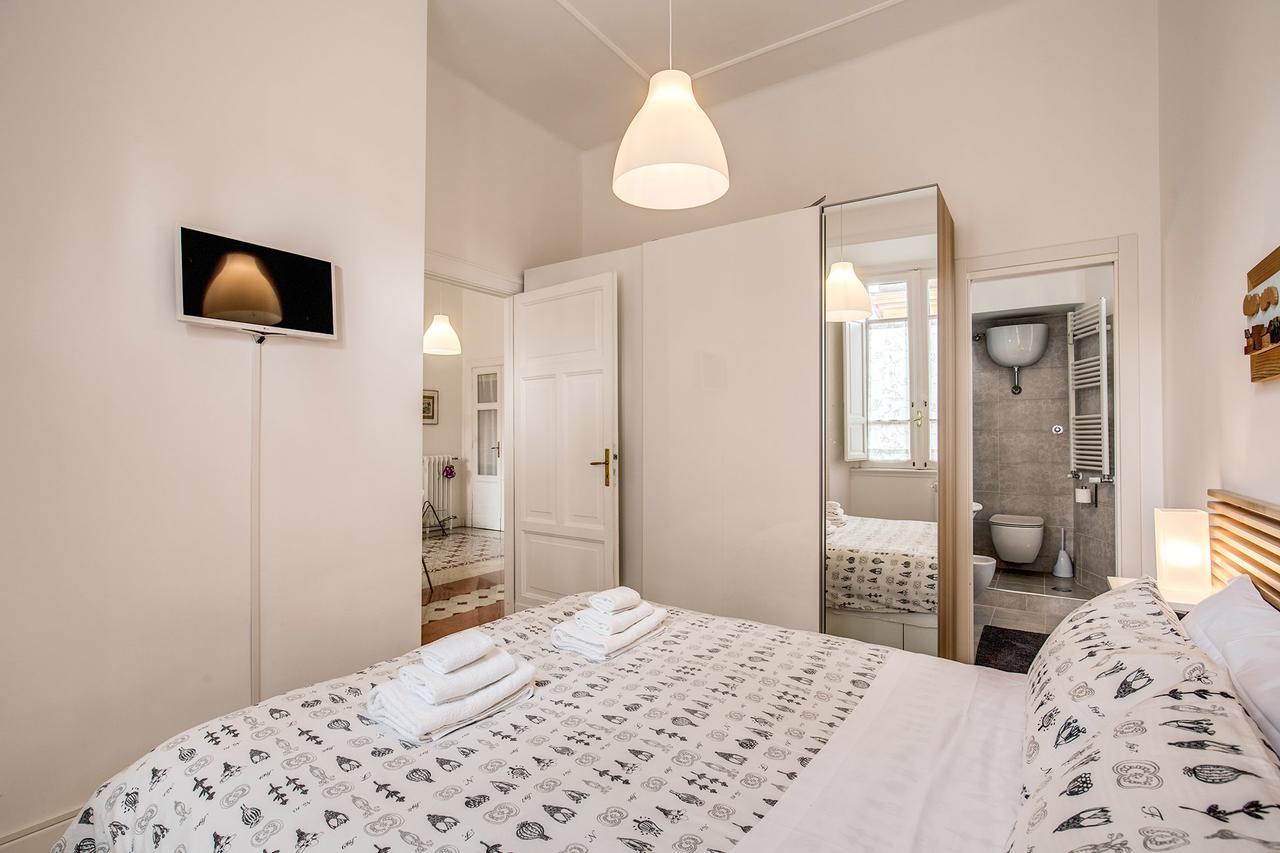 La casa di Nonna Pina Lejlighed Rom Eksteriør billede